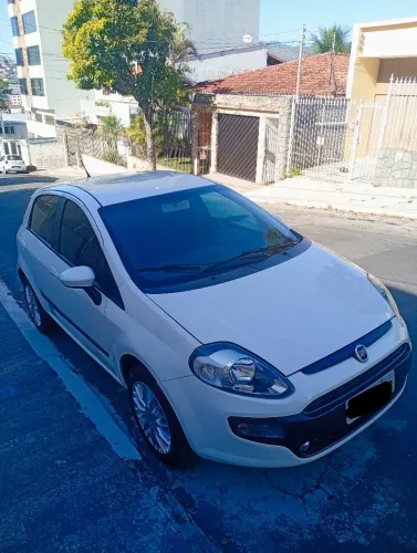 Fiat Punto Essence 1.6 Flex 16V 5P 2013
