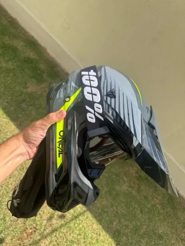 Capacete O?Neal + Óculos 100%? Pouquíssimo uso | Impecável