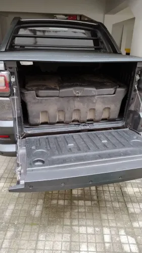 Caixa de ferramentas para carro 