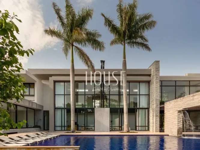 Casa à venda em condomínio fechado em Bragança Paulista | 3000m² em Quinta da Baroneza | C