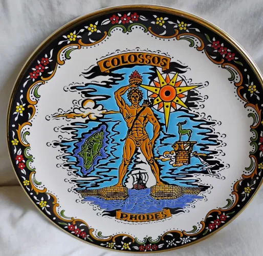 Prato decorativo Colosso de Rhodes, pintura artesanal em alto relevo - Relíquia