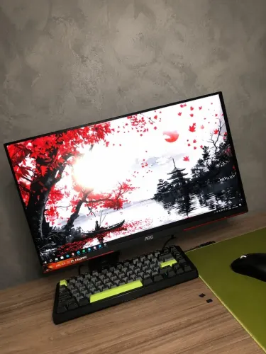 Monitor AOC Destiny 240HZ - UNICO DONO - SEM MARCAS DE USO