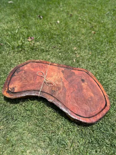 Tábua rústica de carne