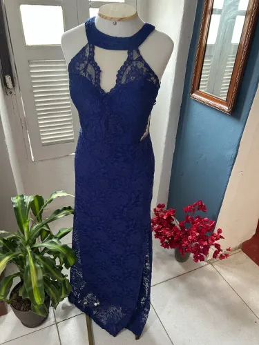 vestido longo renda azul royal festa