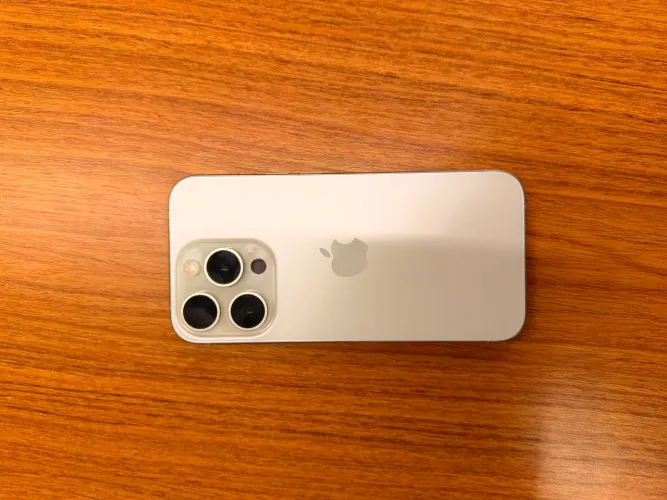 iPhone 15 Pro 