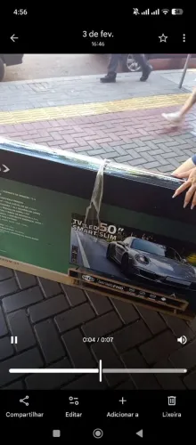 Vendo smart tv 50 polegadas Full HD nova na caixa hum ano de garantia 