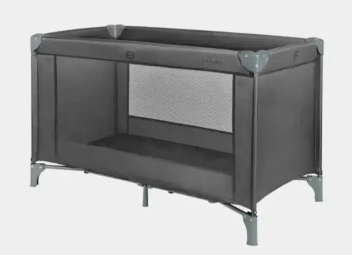 Berço portátil/ camping marca cosco( com colchão)