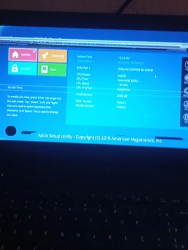 Notebook Samsung NP370E4K ? LIGA! HD 500GB | 4GB RAM ? Tela com defeito