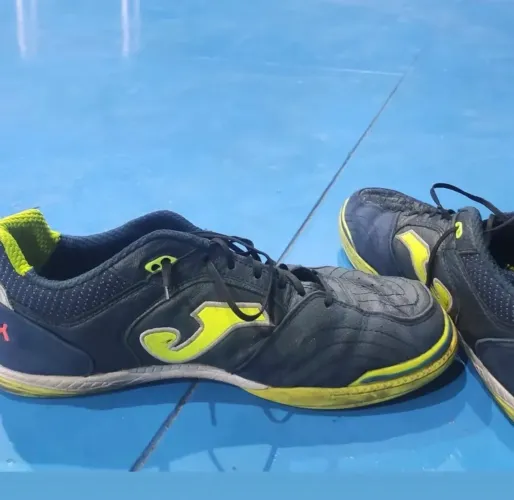 Tênis de futsal Joma