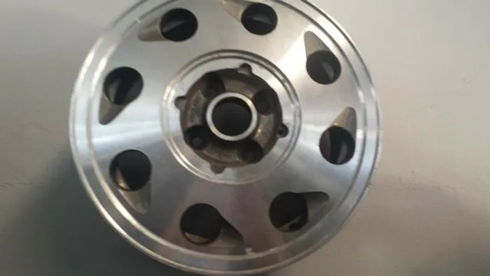 Roda aro 14 VW Gol GTS Grafite com diamantado Passat 4X100 jogo