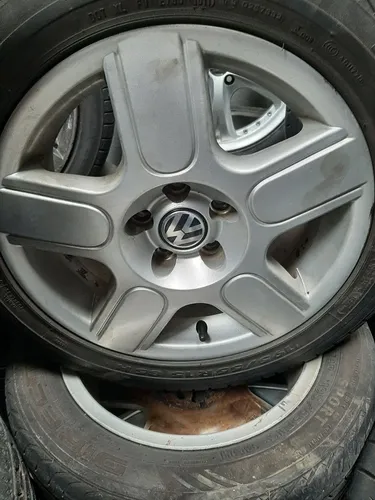 Roda aro 15 VW Polo Prata original 5X100
