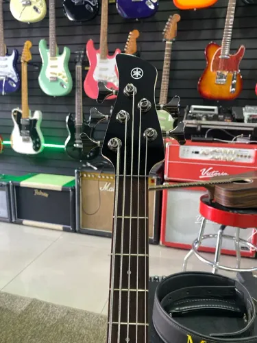 Contra Baixo Yamaha TRBX 305