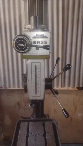 Furadeira de coluna Engrenada - Kone KM-25