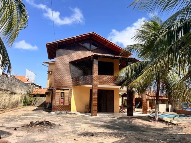 Casa no alterosa calhau