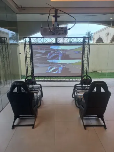 SIMULADOR DE CORRIDA DUPLO