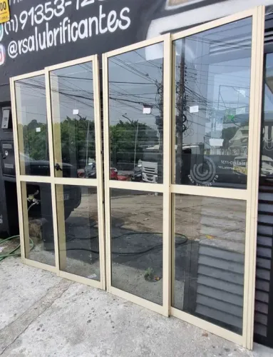 Porta balcão Linha Gold vidro Laminado 6mm