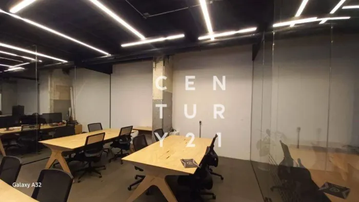 Sala comercial 25m2 com espaço inovador e flexível às suas necessidades.