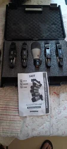 Kit 5 Microfones Samson para bateria