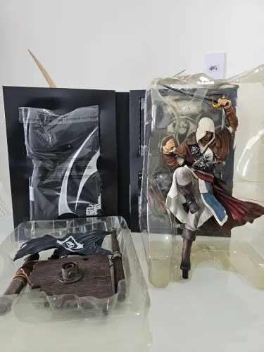Xbox 360 Assassin's Creed IV Black Flag edição limitada .