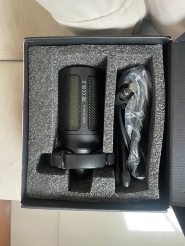 Microfone FIFINE A2 RGB - Completo, 5 meses de uso, impecável!