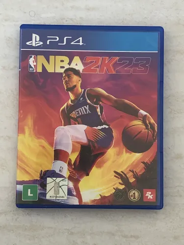 NBA 2K23-PS4 usado