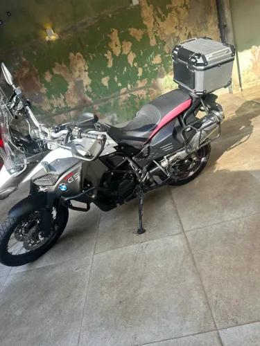 Moto BMW adventure 800 GS