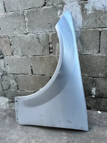 Paralama esquerdo Mercedes C180 200 2012 2013 2014