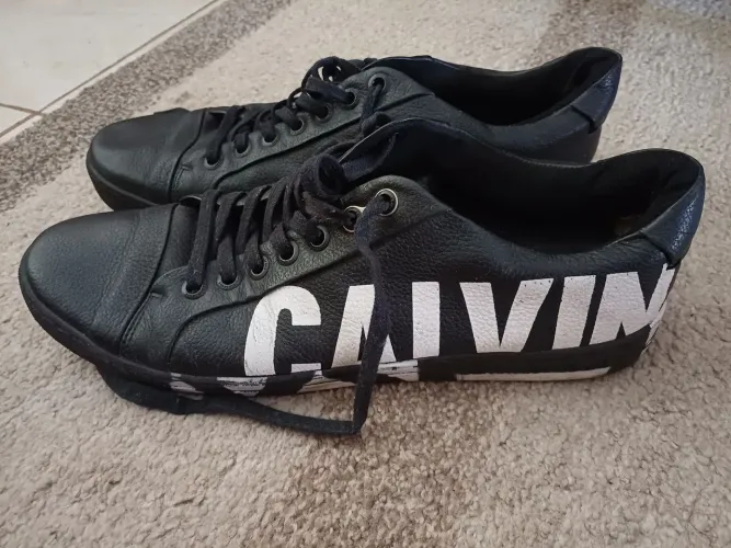 Tênis Calvin Klein 43