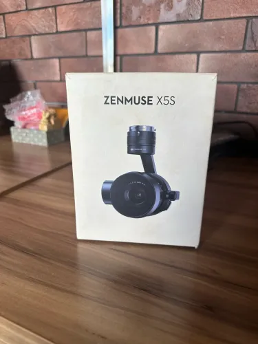 Câmera DJI Zenmuse X5S Nova