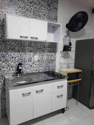 Kitnet Compacta Mobiliada - Temporada 30 dias - 1.800,00