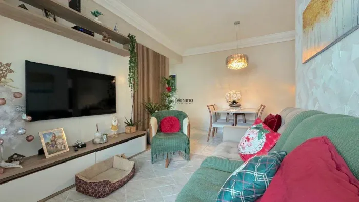 Apartamento a venda no Guarujá, Enseada, churrasqueira na varanda, lazer, portaria e servi