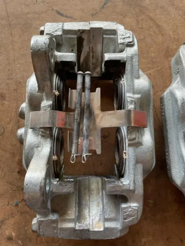 Pinça Freio - Toyota Hilux Dianteiro Esquerda - Original