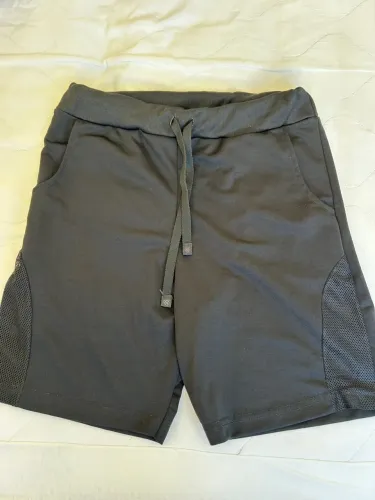 Shorts Masculino Preto com Detalhes em Mesh