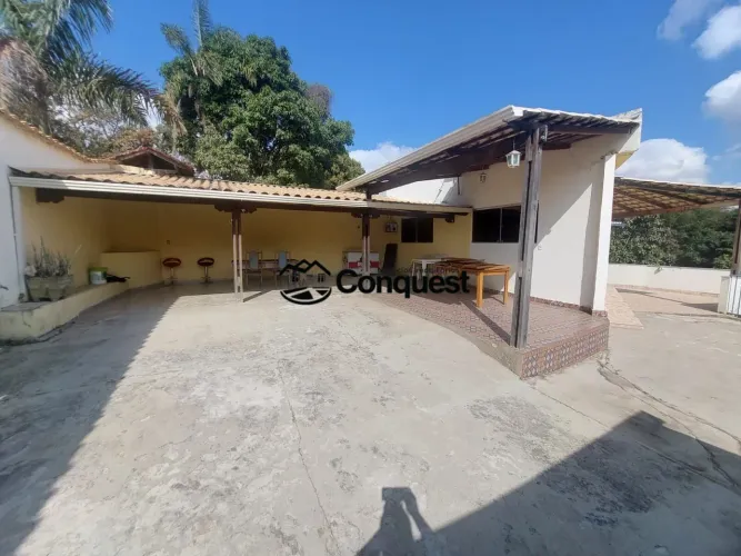 Vendo- Chácara com 2 casas e terreno de 1.700m², Solar do Madeira, Contagem !