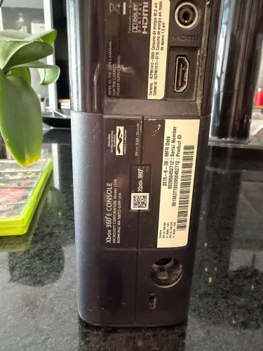 X box 360 super slim bloqueado ( selo de fábrica no console nunca aberto 