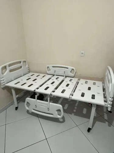 Cama Hospitalar Manual Ortomobil (2 Metros)