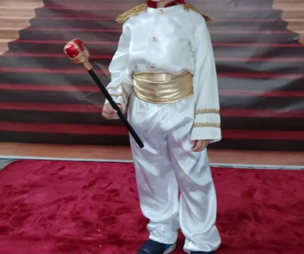 Fantasia Infantil Príncipe/Rei - Conjunto Branco