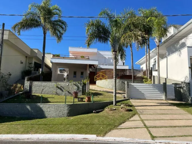 Casa com 4 dormitórios à venda, 200 m² por R$ 1.590.000,00 - Condomínio São Miguel - Vinhe