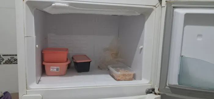 Vendo geladeira consul - R$ 500,00