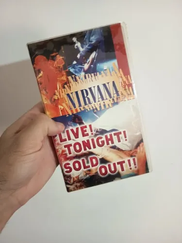 Fita VHS Nirvana Live Tonight Sold Out!! - Original de época