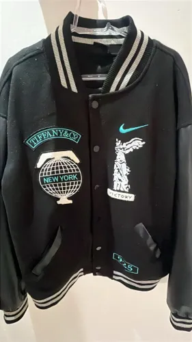 Jaqueta Varsity Nike X Tiffany Co.