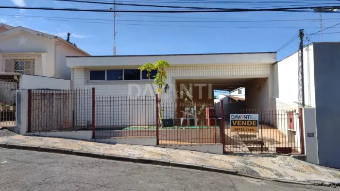 Casa à venda na Vila Industrial em Campinas na Davanti Imóveis.
