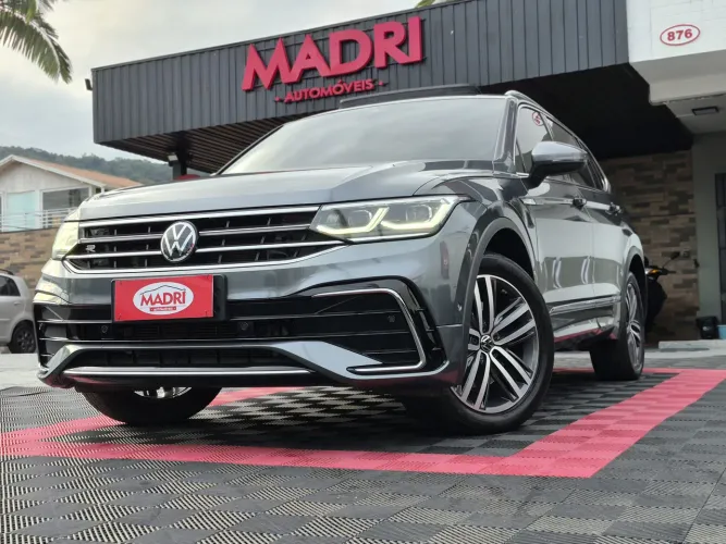 Volkswagen Tiguan Allspac R-line 300 TSI 2.0 2024