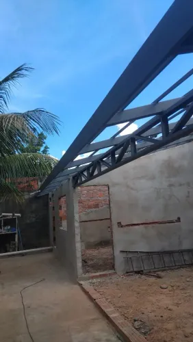 Serralheiro/ MOURA SERRALHERIA