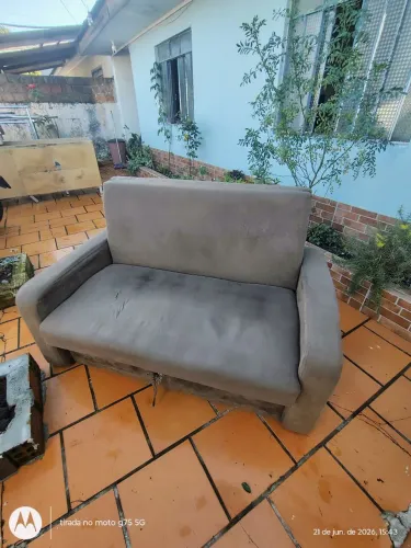 Sofá cama com baú 