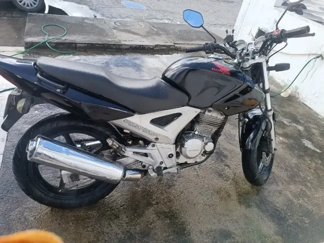 HONDA CBX 250 TWISTER 2004 por R$ 5.500 apenas