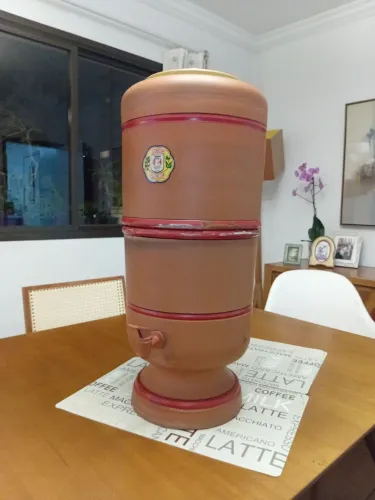 Filtro de cerâmica São João da cerâmica Stefani de Jaboticabal de 8 lts água  sempre pura.