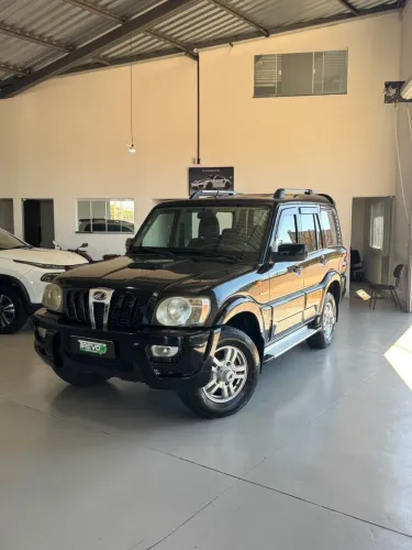 Mahindra Scorpio GLX SUV 2.6 TB Diesel Crde 4WD 2012