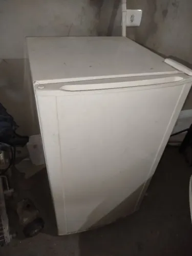 Frigobar L50xC55xH85 300 litros