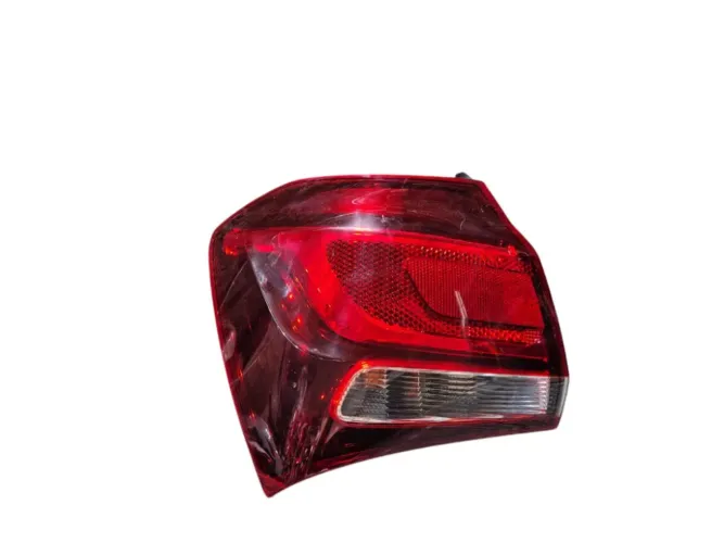 Lanterna traseira esquerda Gm Cobalt 2017 A 2021
